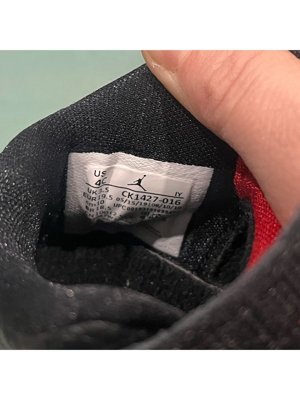 Jordan Toddler 4C Black/White/Red Bloyal Sneakers - Picture 7 of 7